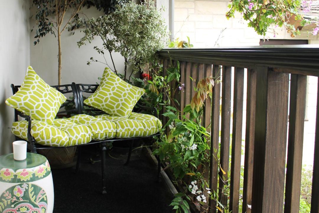 Photo of Others in Golden Rectangle