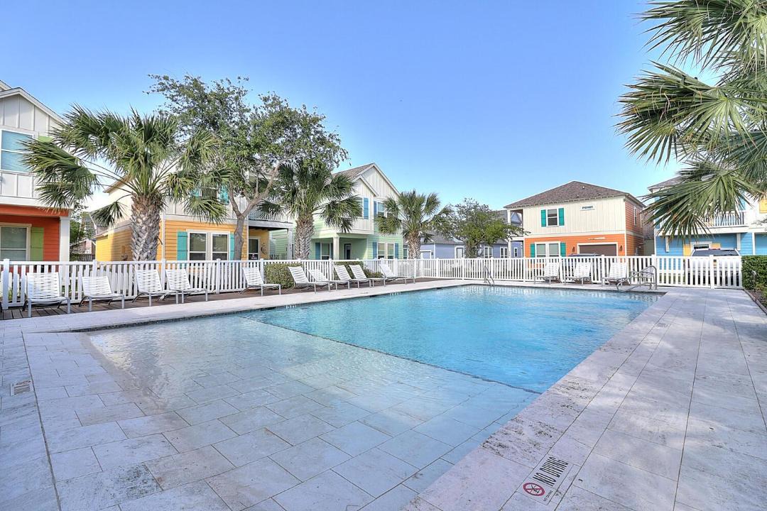 Photo of Others in Sailhouse