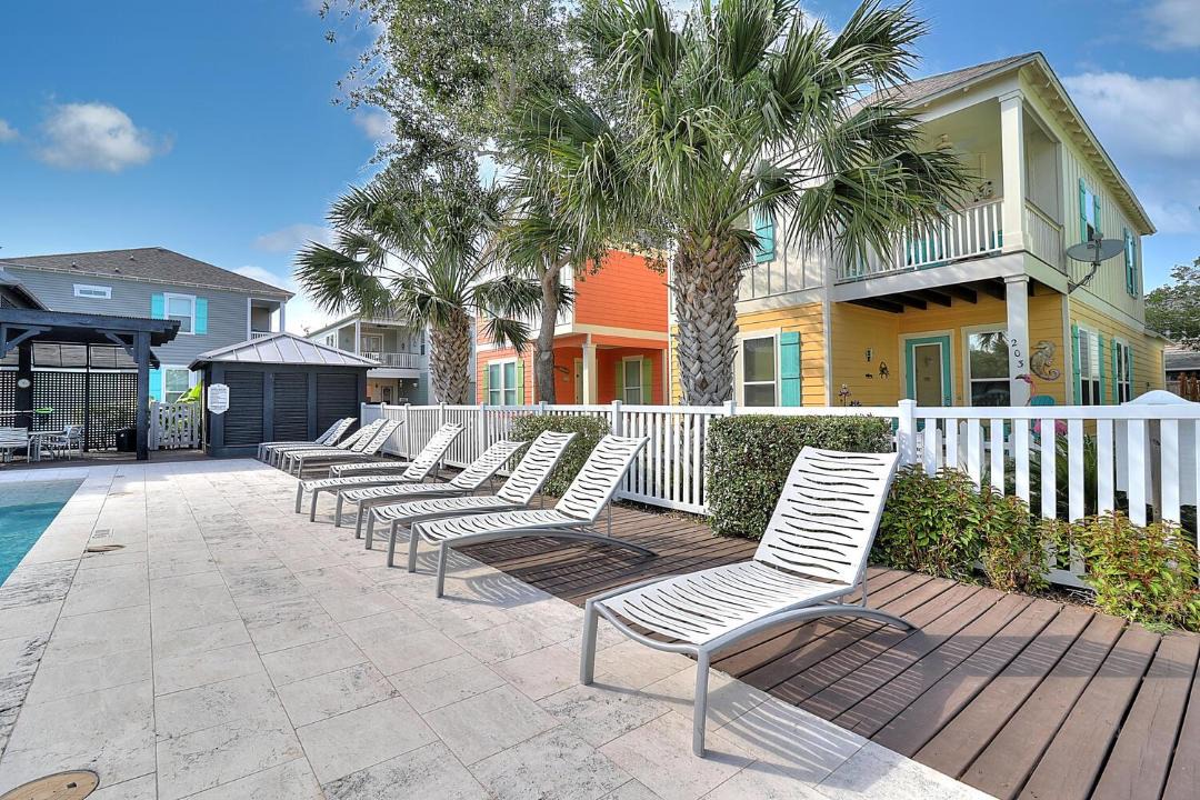 Photo of Others in Sailhouse