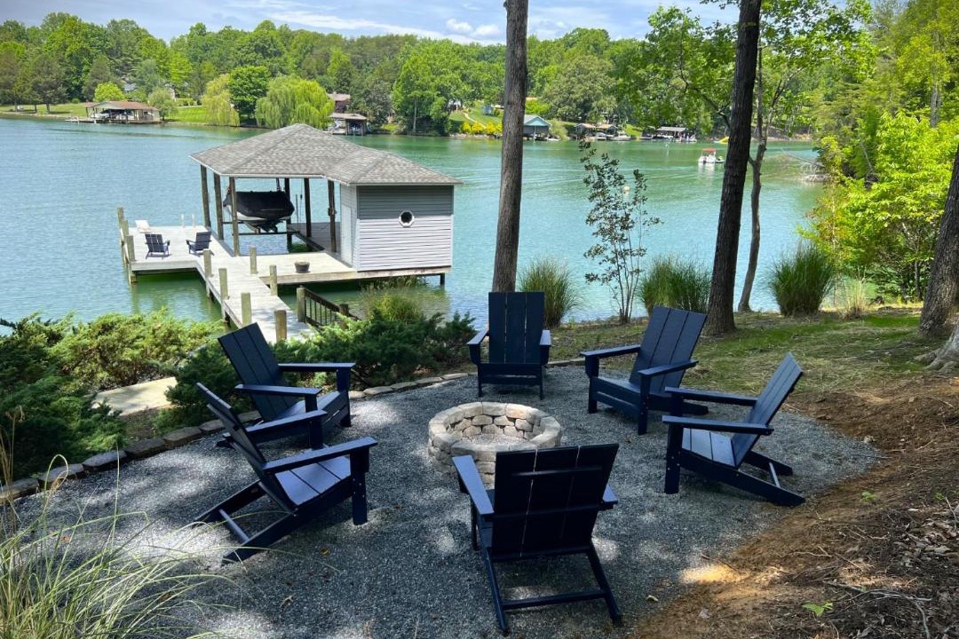 Photo of Others in Smith Mountain Lake
