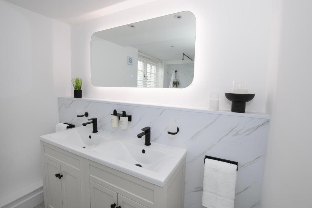 Photo of Others in Howden