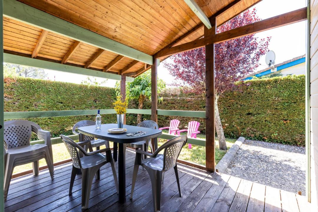 Photo of Others in Lanton