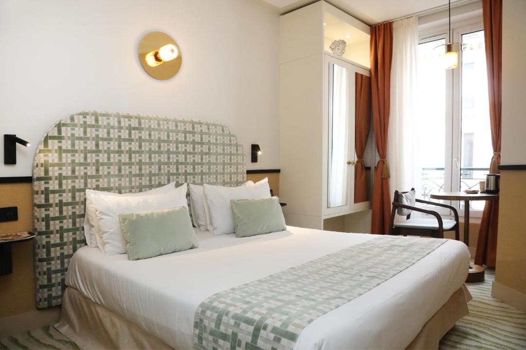 Photo of Bedroom in Val-de-Grace