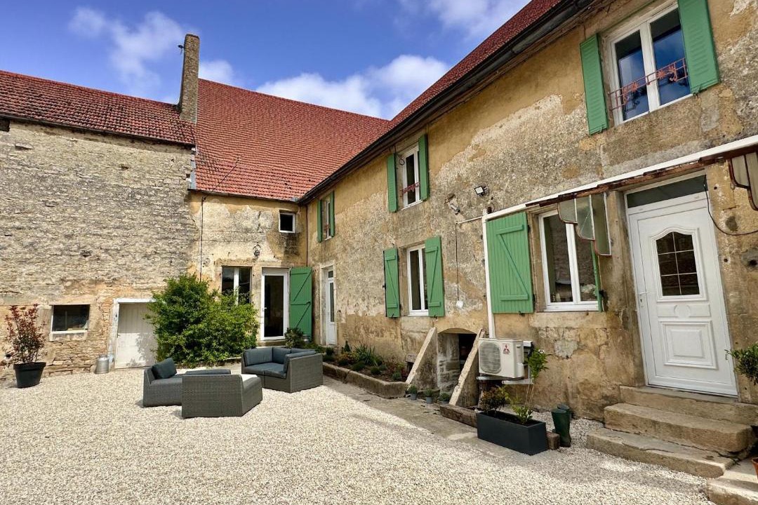 Photo of Others in Buncey