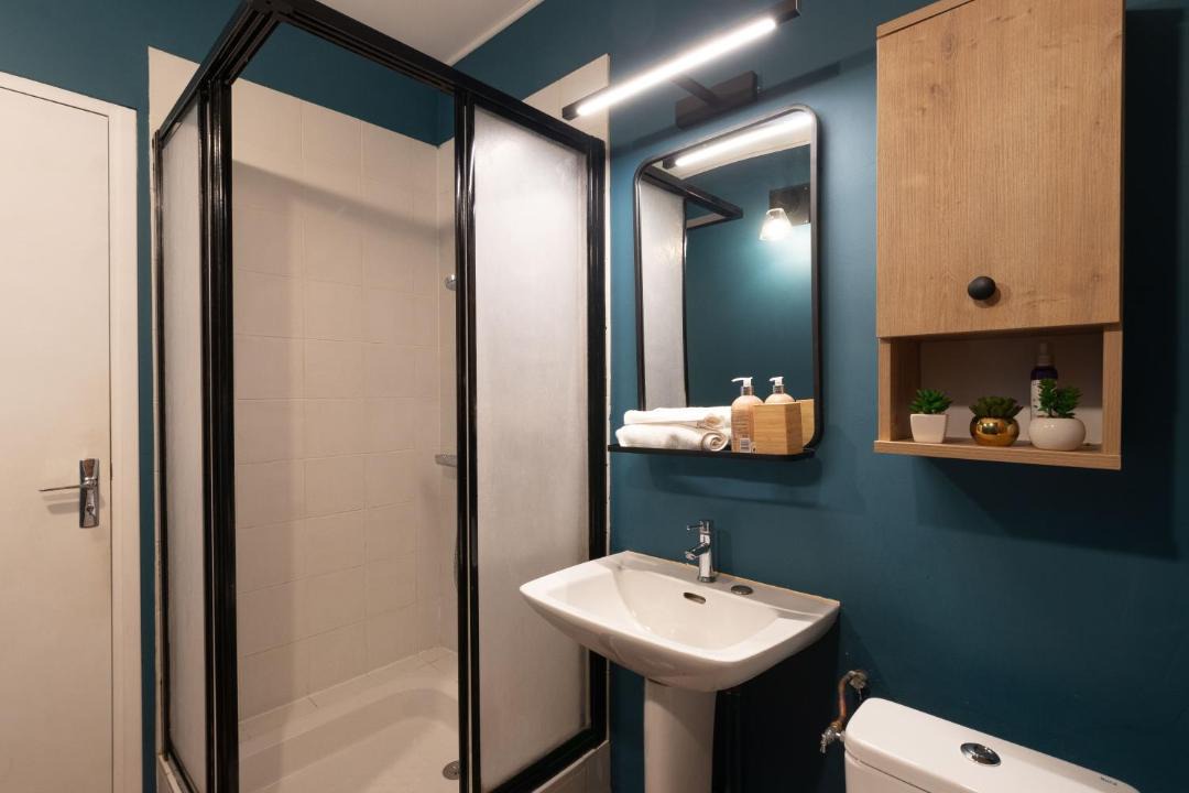 Photo of Others in Vire