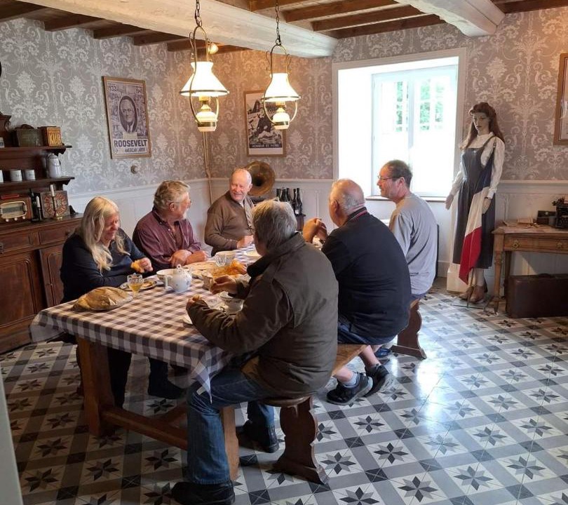 Photo of Others in Auxais