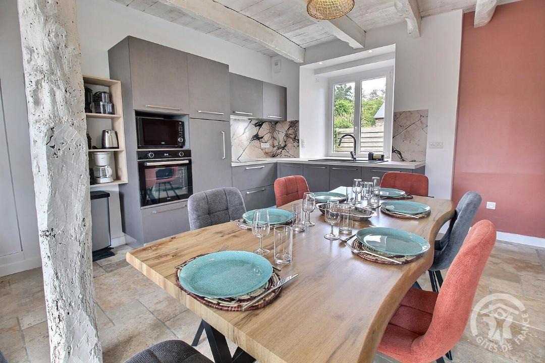 Photo of Others in Plestan