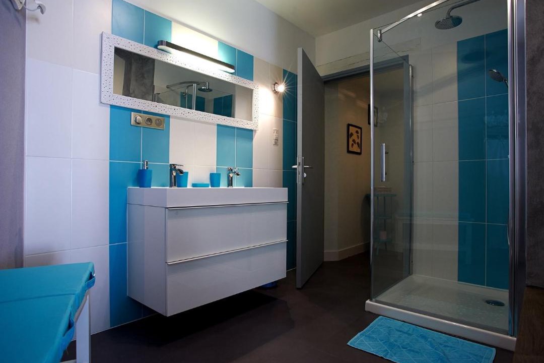 Photo of Bathroom in Azay-le-Rideau