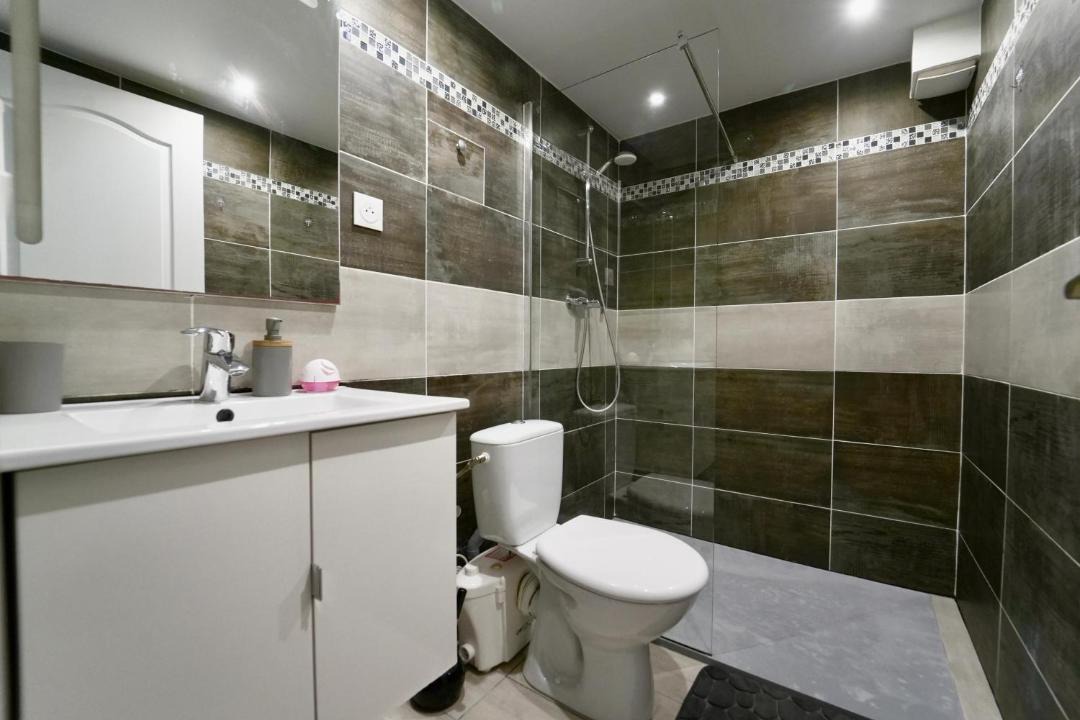 Photo of Others in Franconville