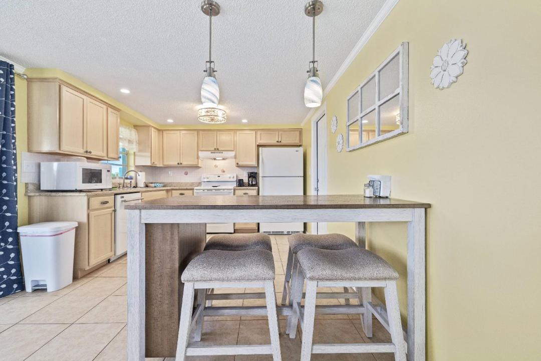 Photo of Others in Tahitian Development