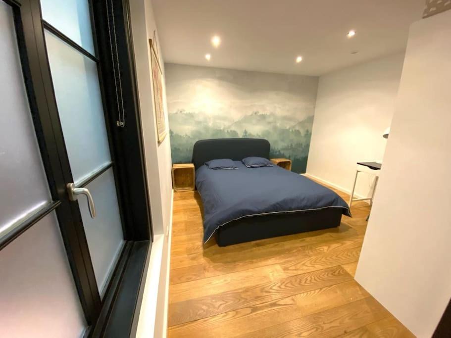 Photo of Others in Bayonne