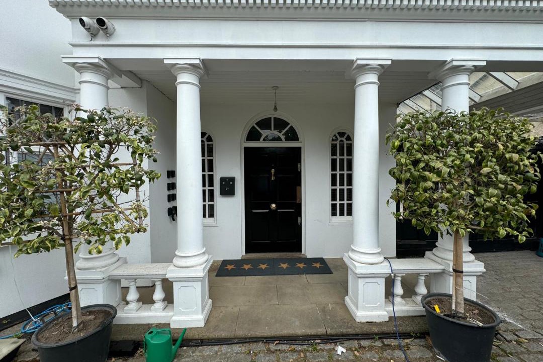 Photo of Others in Brondesbury Park