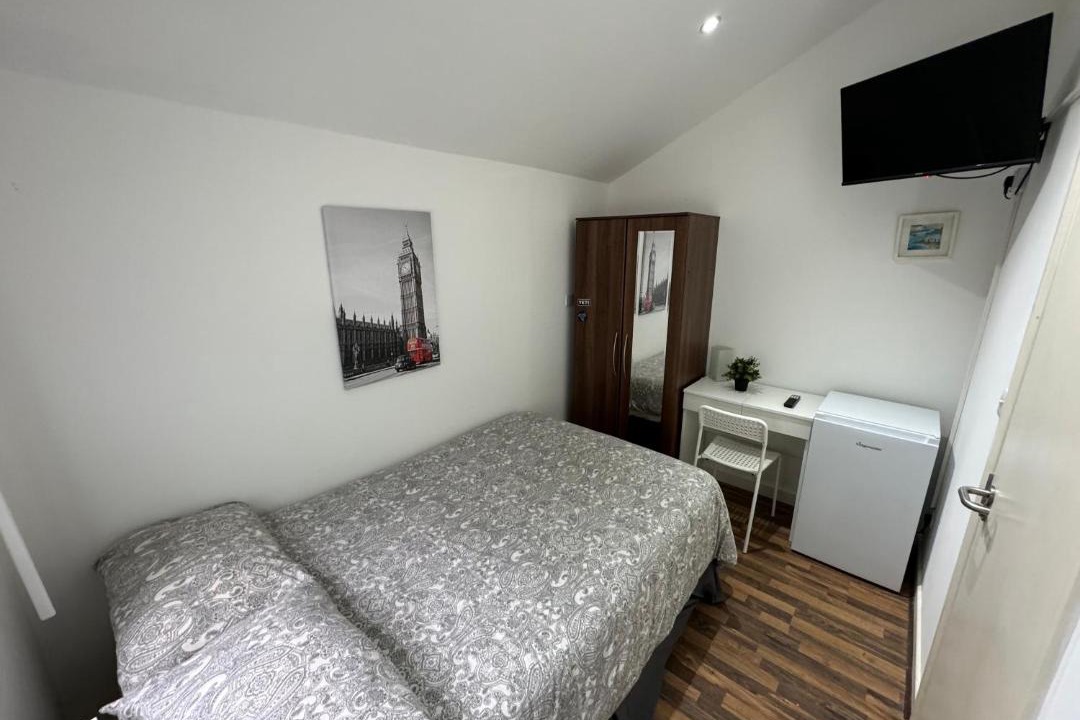 Photo of Others in Brondesbury Park