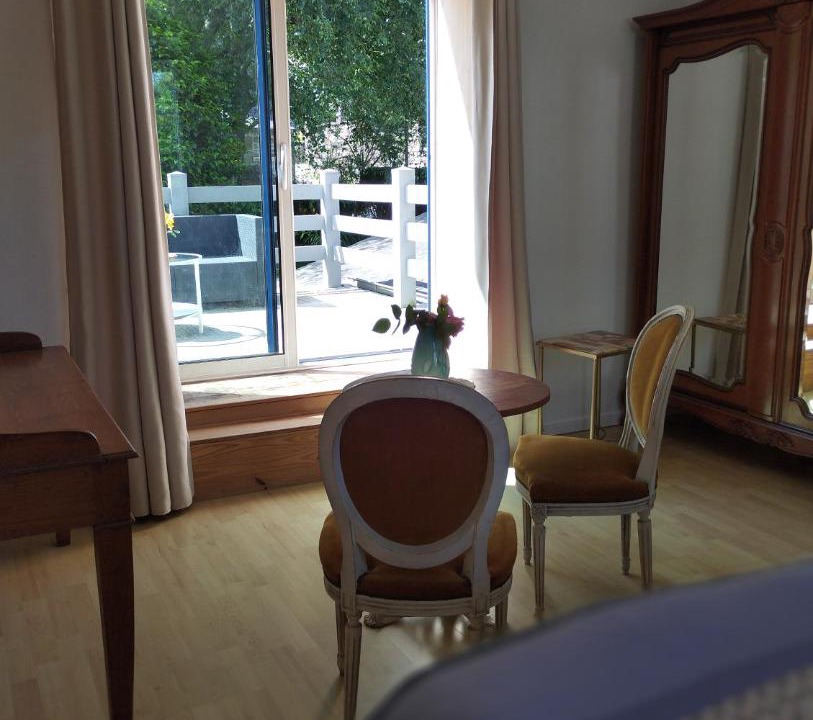 Photo of Others in Locronan