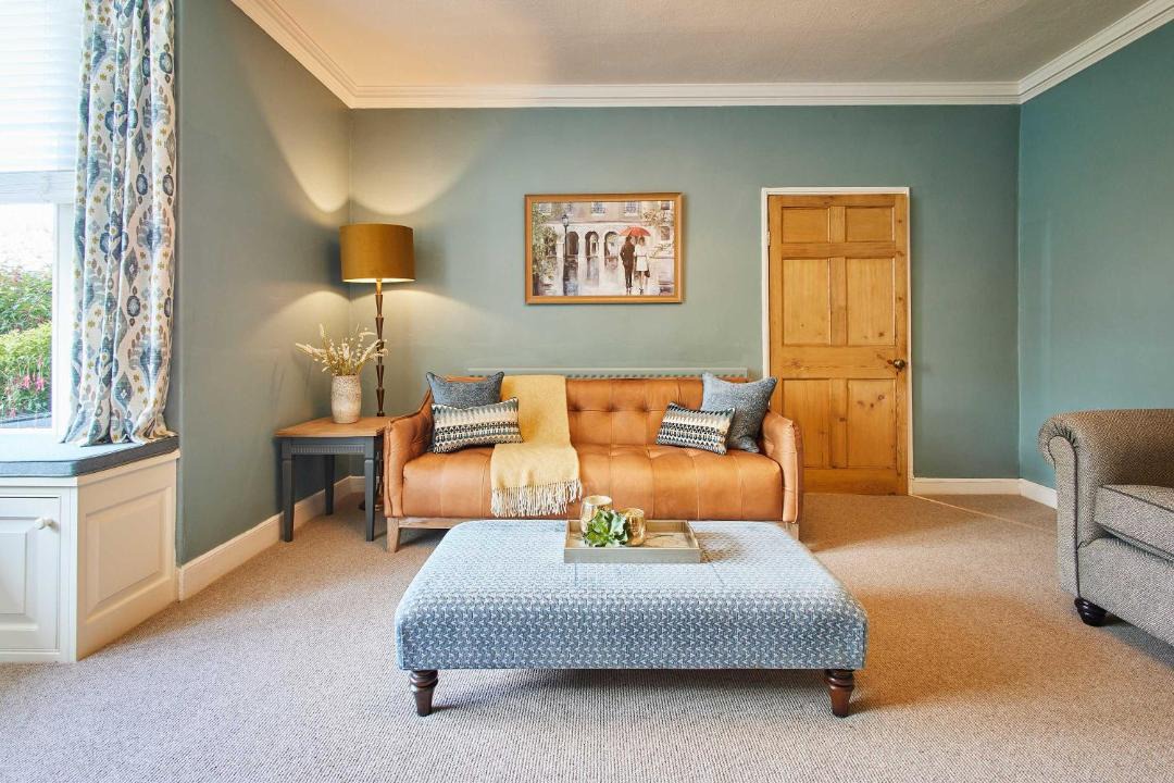 Photo of Others in Middleton One Row