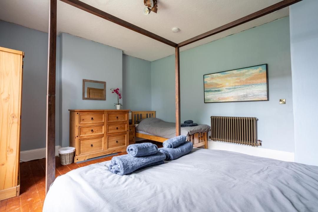 Photo of Others in Hoylandswaine