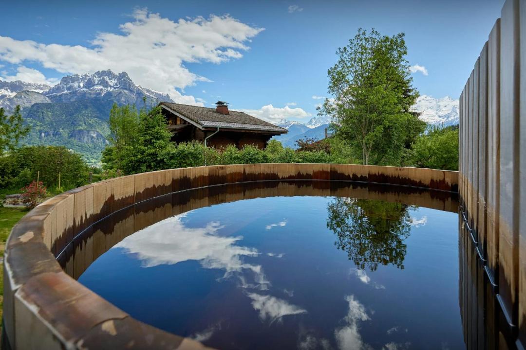 Photo of Others in Cordon