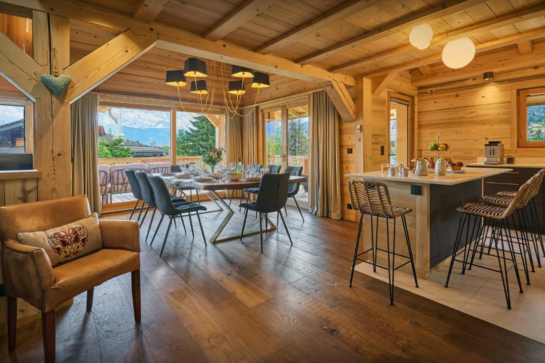 Photo of Others in Cordon