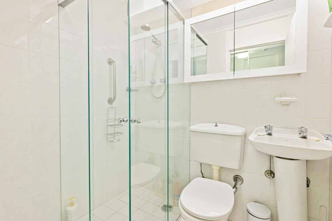 Photo of Others in McMahons Point