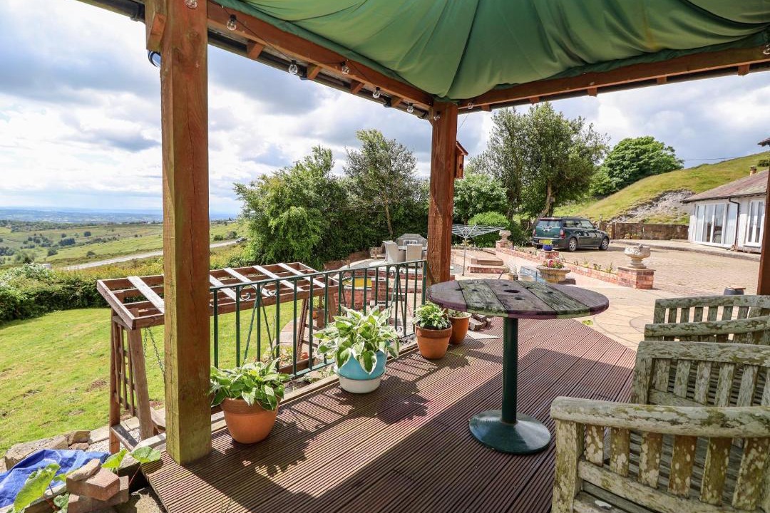 Photo of Others in Farden