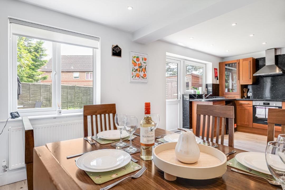 Photo of Others in Wootton