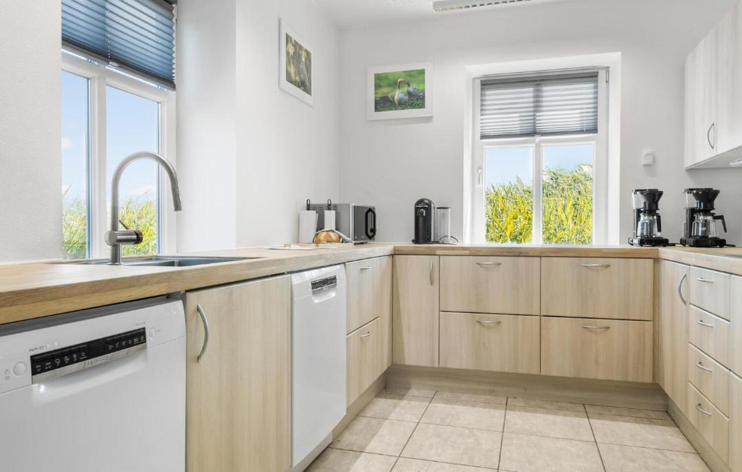 Photo of Others in Hojer