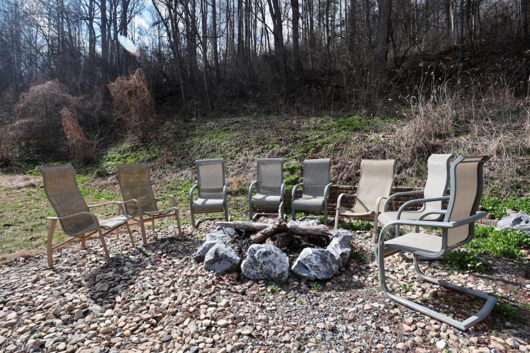 Photo of Others in Spottswood