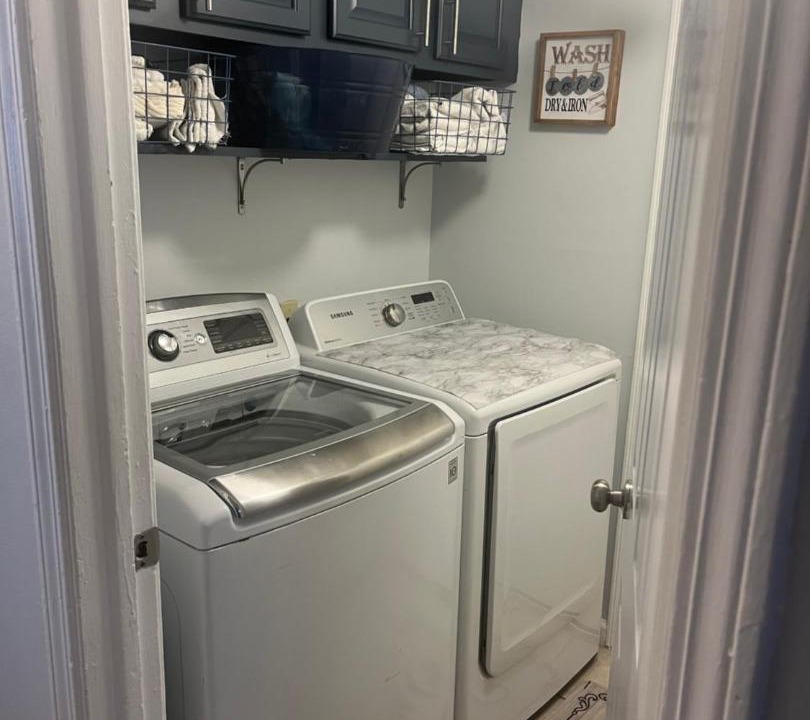 Photo of Others in Ellendale