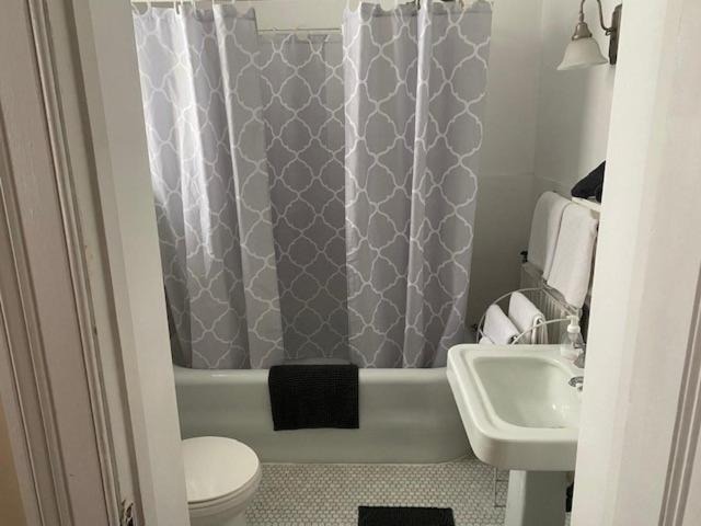 Photo of Bathroom in Adjala-Tosorontio