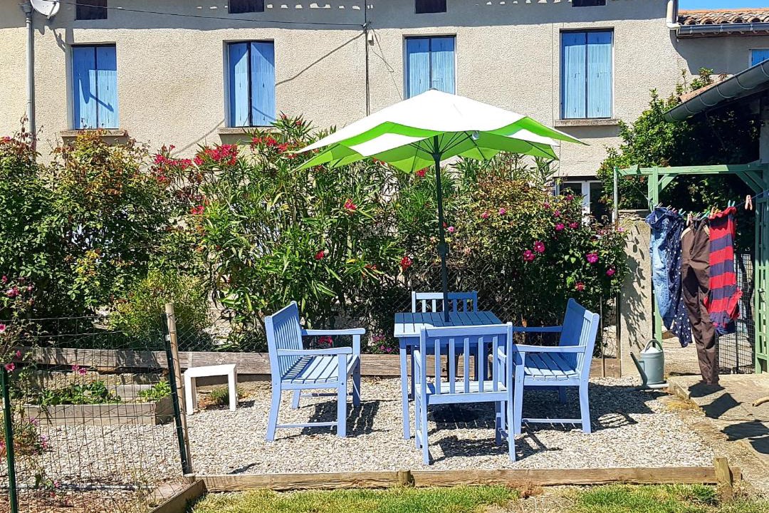 Photo of Others in Alaigne