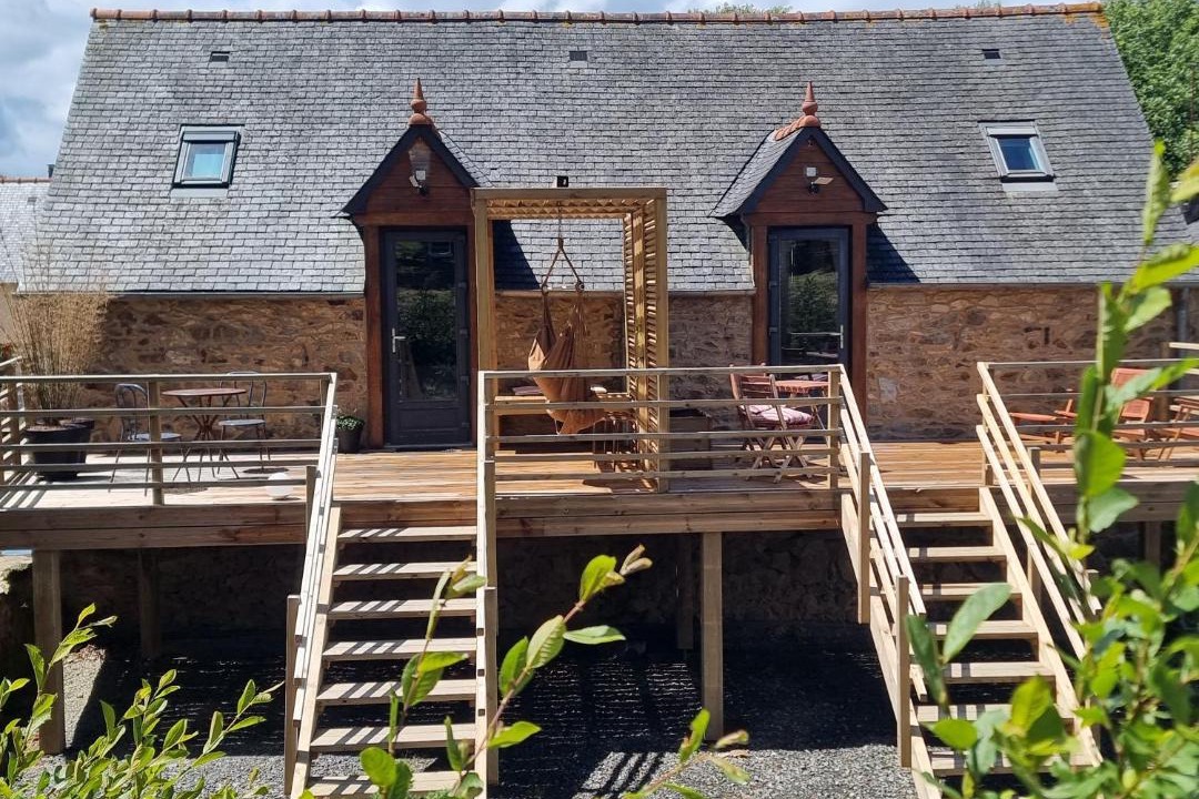 Photo of Others in Cite