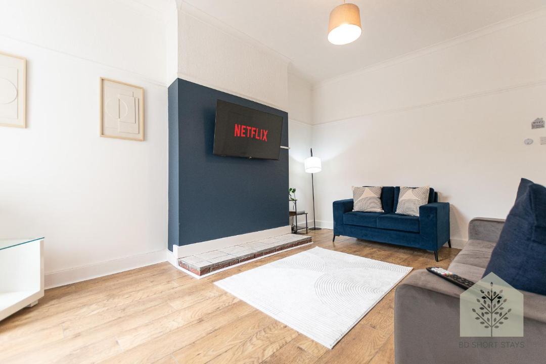 Photo of Others in Leigh