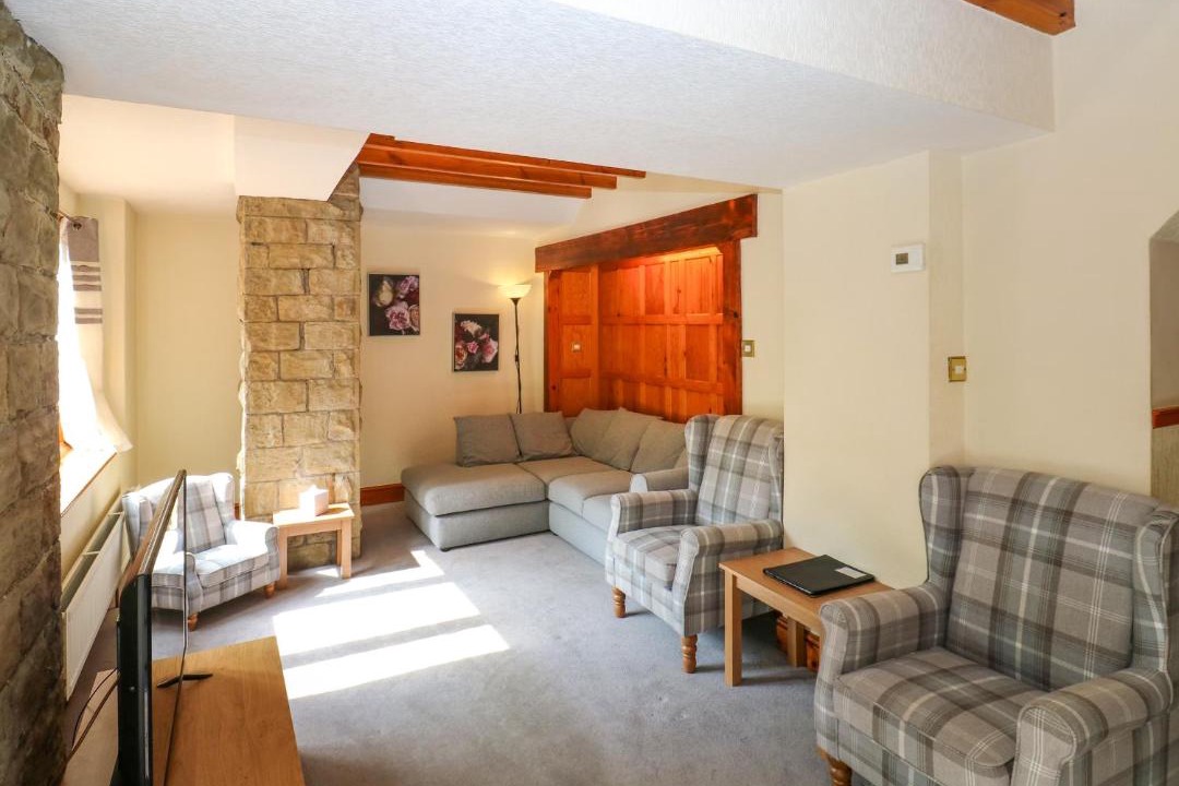 Photo of Others in Hoylandswaine