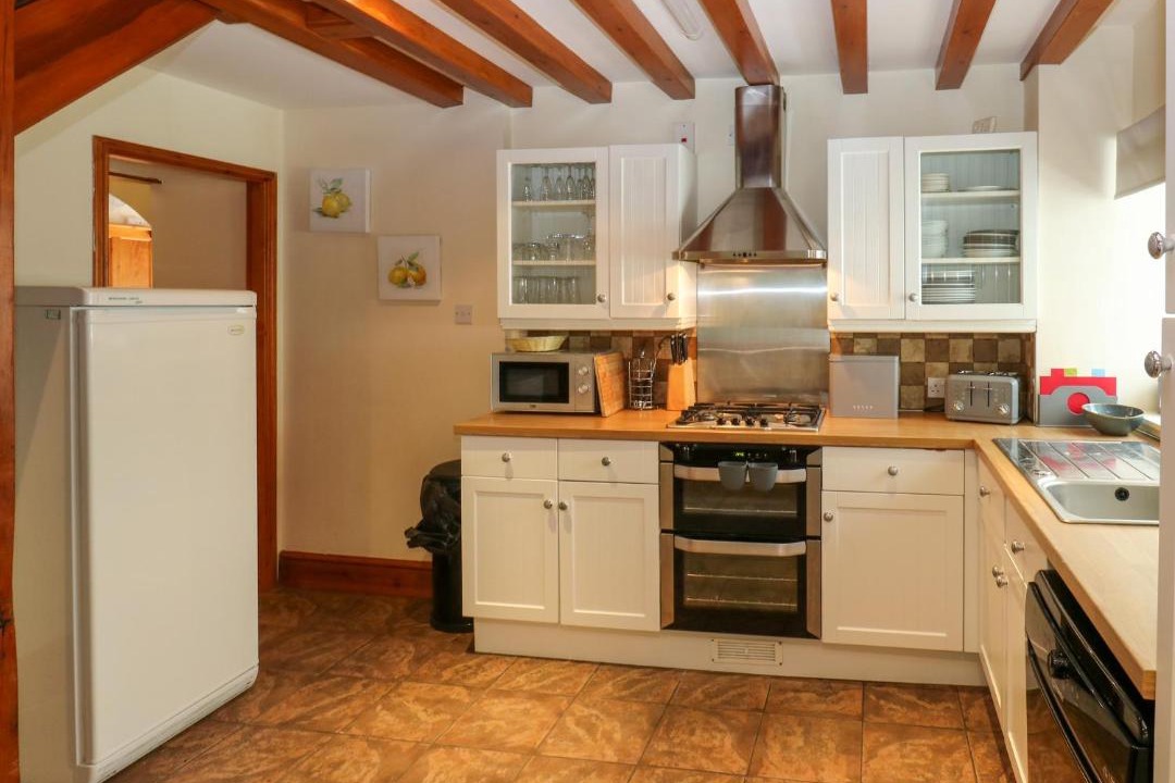 Photo of Others in Hoylandswaine