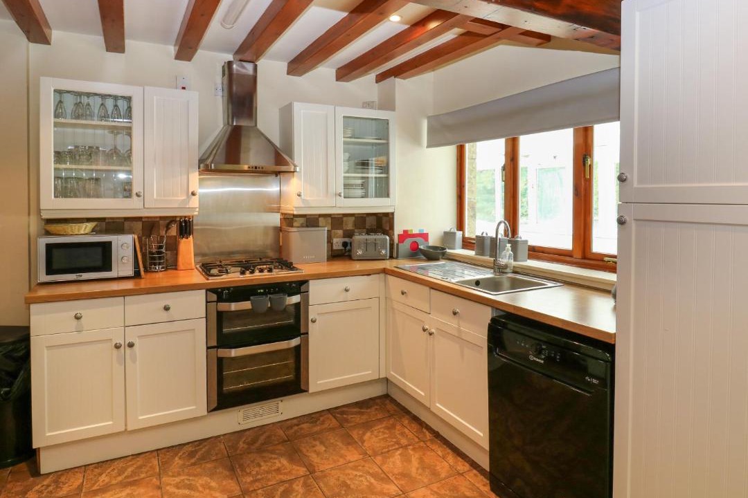 Photo of Others in Hoylandswaine