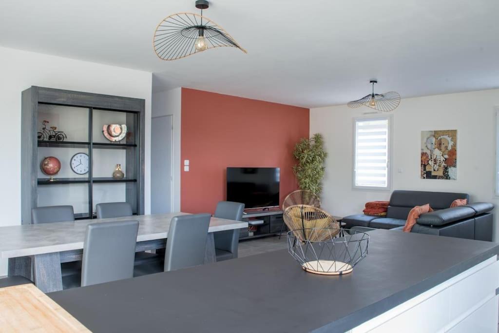 Photo of Others in Cantenay-Epinard