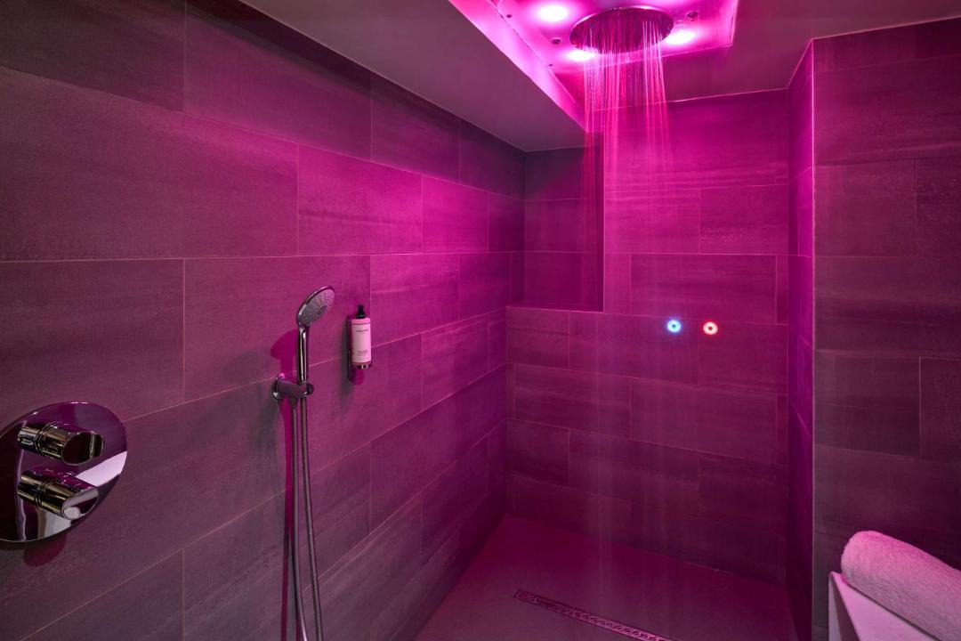 Photo of Bathroom in Quartier de la Salpetriere