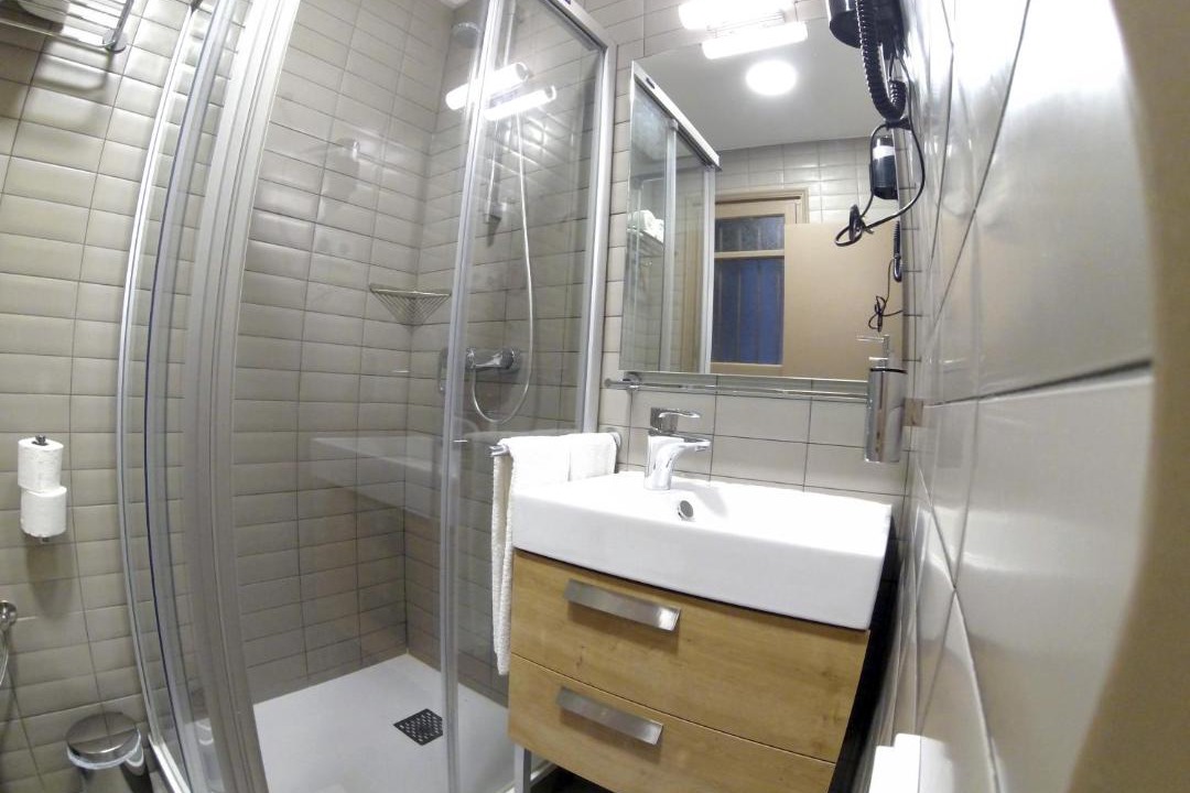 Photo of Bathroom in El Raval