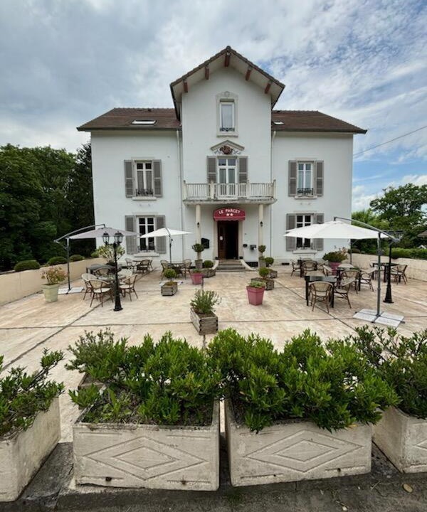 Photo of Others in Parcey