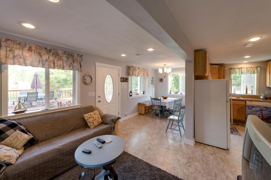 Photo of Others in Lakebay