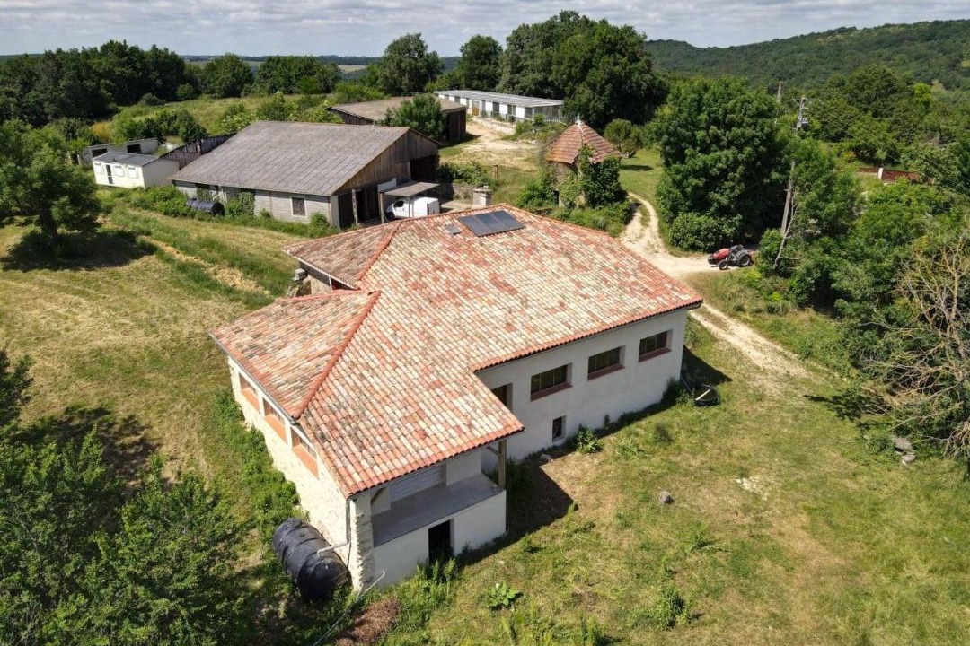 Photo of Others in Aurignac