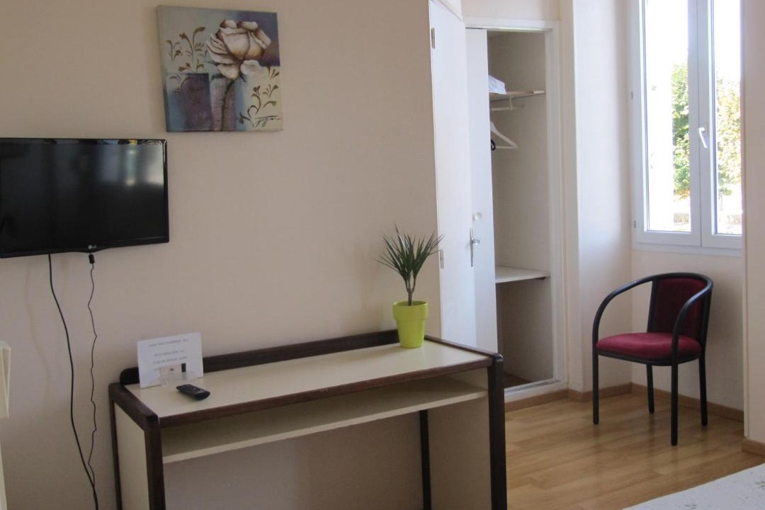 Photo of Others in Avallon