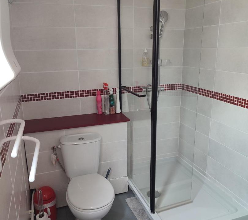 Photo of Bathroom in Courmas