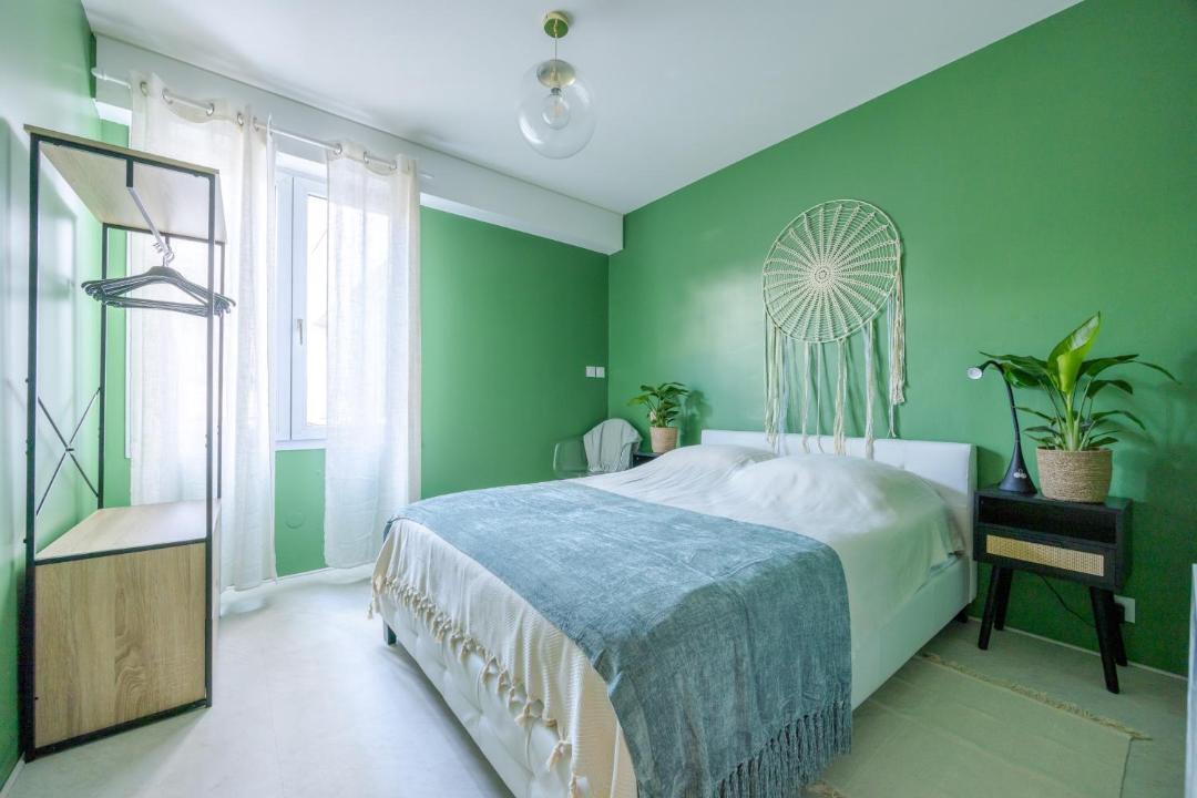 Photo of Bedroom in Quai de la Fosse