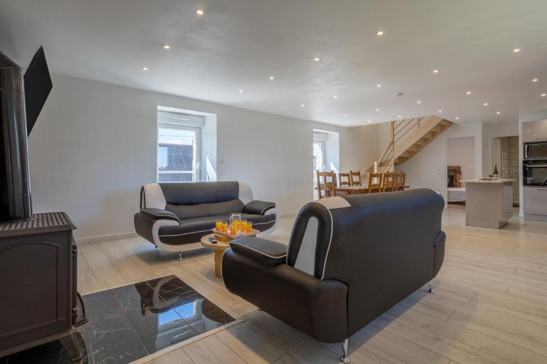 Photo of Others in Meslan