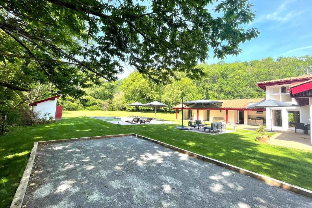 Photo of Others in Uhart-Cize