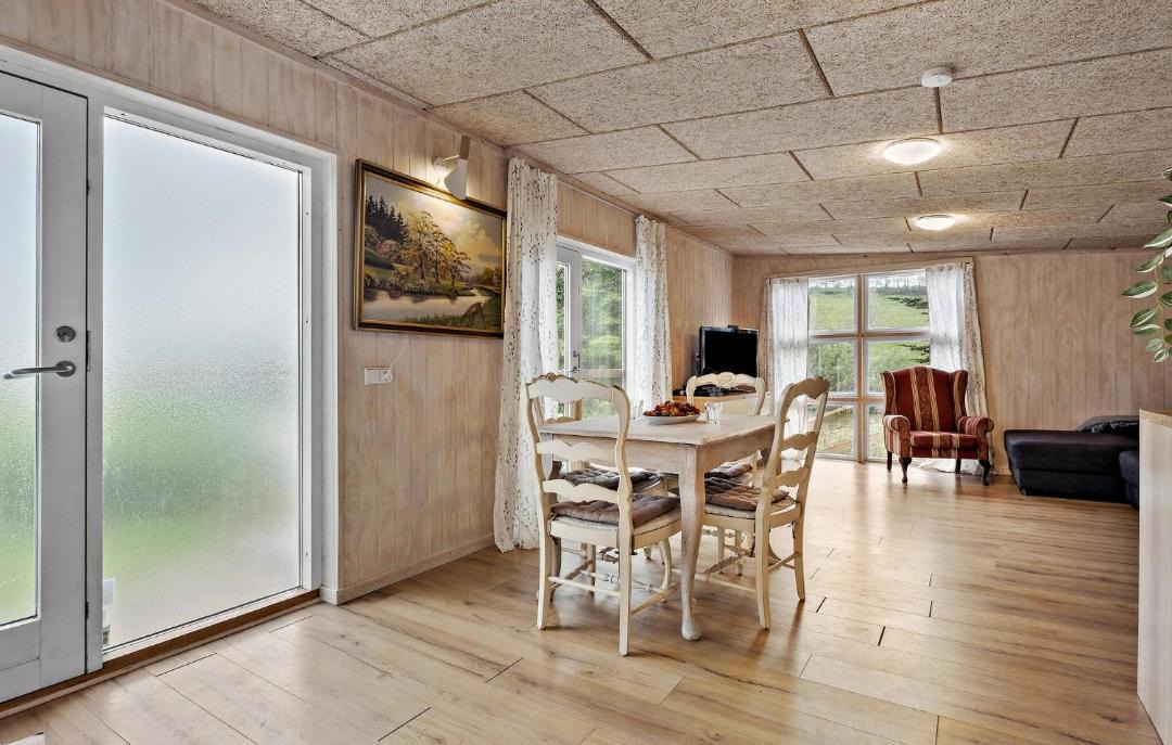 Photo of Others in Ugerlse