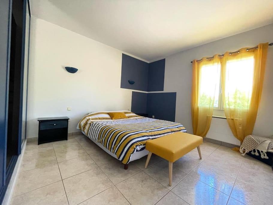 Photo of Bedroom in Port-Saint-Pere