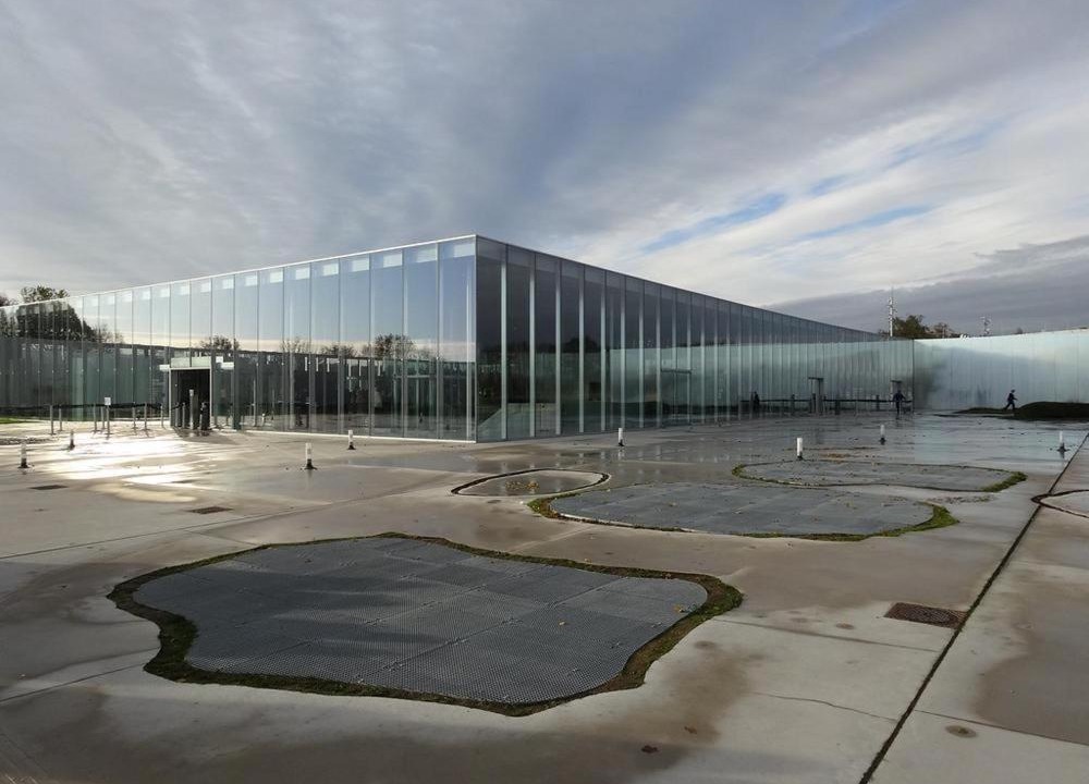 Photo of Others in Avion