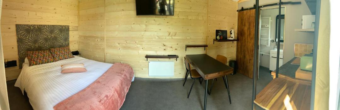 Photo of Others in Saint-Martin-Belle-Roche